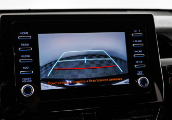 Подержанный автомобиль Toyota Camry Sedan 2021 года (14 фото)