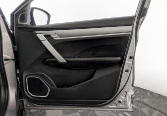 Подержанный автомобиль Geely Coolray 2023 года (24 фото)