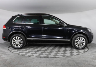 Подержанный автомобиль Volkswagen Touareg 2014 года (4 фото)