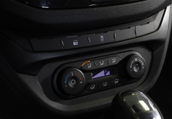 Подержанный автомобиль LADA (ВАЗ) Vesta Sedan 2022 года (15 фото)