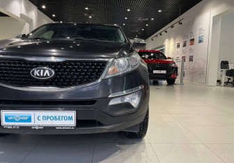 Подержанный автомобиль Kia Sportage 2015 года (9 фото)