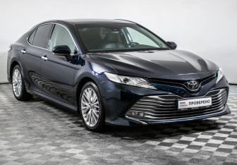 Подержанный автомобиль Toyota Camry Sedan 2019 года (3 фото)