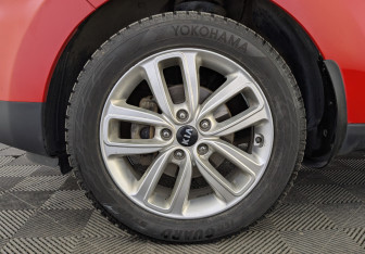 Подержанный автомобиль Kia Soul 2019 года (12 фото)