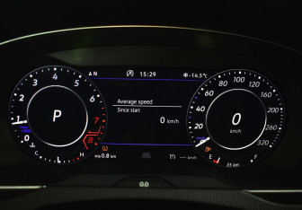 Подержанный автомобиль Volkswagen Arteon 2019 года (13 фото)