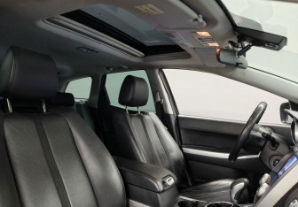 Подержанный автомобиль Mazda CX-7 2008 года (13 фото)