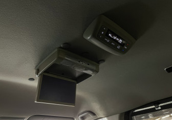 Подержанный автомобиль Honda Stepwgn 2018 года (17 фото)