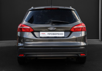 Подержанный автомобиль Ford Focus Wagon 2018 года (6 фото)