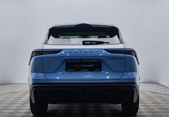 Подержанный автомобиль Jetour Dashing 2023 года (4 фото)