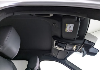Подержанный автомобиль Land Rover Range Rover Velar 2023 года (22 фото)