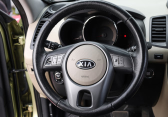 Подержанный автомобиль Kia Soul 2011 года (15 фото)