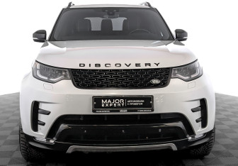 Подержанный автомобиль Land Rover Discovery 2020 года (2 фото)