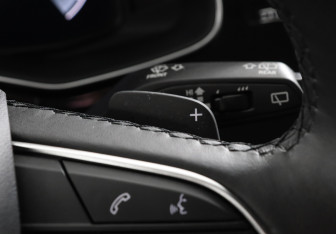 Подержанный автомобиль Audi Q7 2022 года (15 фото)