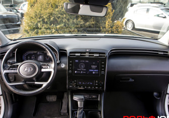 Подержанный автомобиль Hyundai Tucson 2021 года (10 фото)