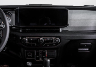 Подержанный автомобиль Jeep Wrangler 2024 года (13 фото)