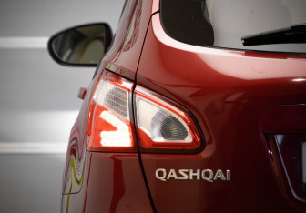 Подержанный автомобиль Nissan Qashqai 2010 года (26 фото)
