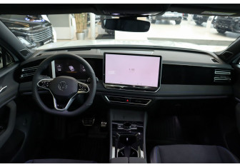 Новый Volkswagen Tiguan 2025 (10 фото)