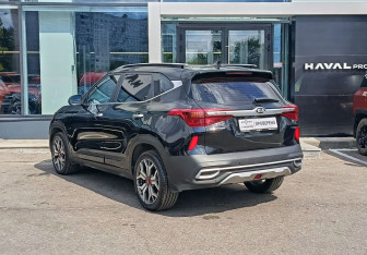 Подержанный автомобиль Kia Seltos 2020 года (7 фото)