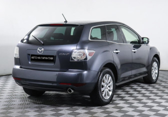 Подержанный автомобиль Mazda CX-7 2011 года (3 фото)