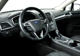 Подержанный автомобиль Ford Mondeo Wagon 2018 года (10 фото)