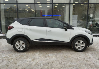 Подержанный автомобиль Renault Kaptur 2019 года (4 фото)