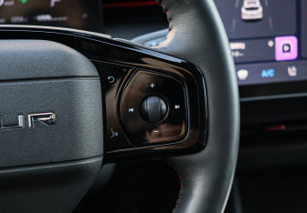 Подержанный автомобиль Jetour Dashing 2023 года (30 фото)