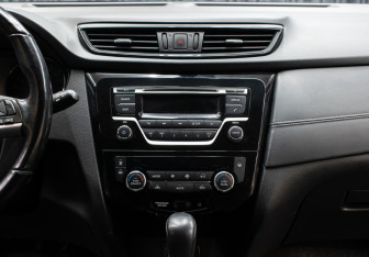 Подержанный автомобиль Nissan Qashqai 2020 года (12 фото)