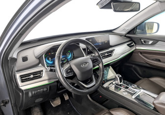 Подержанный автомобиль Chery Tiggo 8 Pro 2022 года (16 фото)