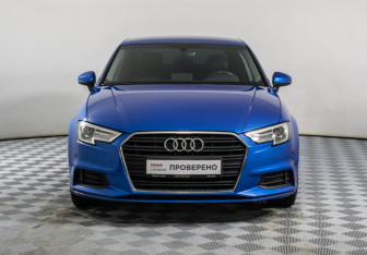Подержанный автомобиль Audi A3 Sedan 2019 года (2 фото)