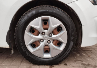 Подержанный автомобиль Hyundai Solaris Sedan 2014 года (13 фото)