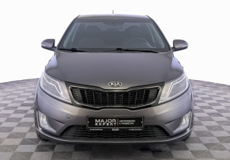Подержанный автомобиль Kia Rio Sedan 2013 года (2 фото)