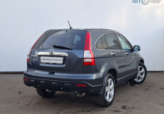 Подержанный автомобиль Honda CR-V 2008 года (5 фото)