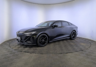 Подержанный автомобиль Changan UNI-V 2023 года (1 фото)