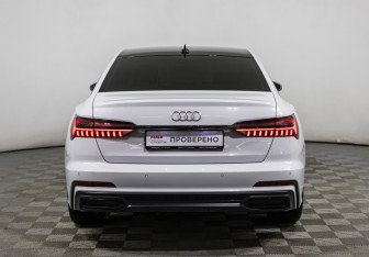Подержанный автомобиль Audi A6 Sedan 2018 года (6 фото)