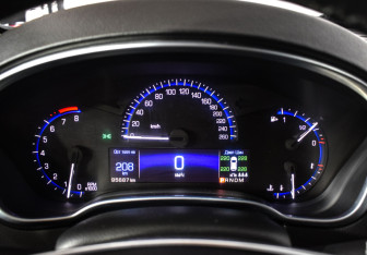 Подержанный автомобиль Cadillac SRX 2014 года (5 фото)