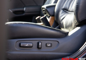 Подержанный автомобиль Hyundai Grandeur 2007 года (18 фото)