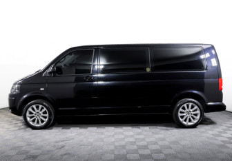 Подержанный автомобиль Volkswagen Caravelle 2013 года (8 фото)