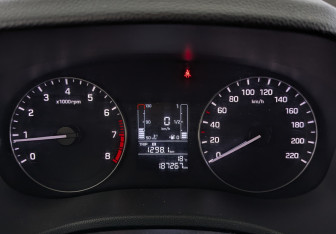 Подержанный автомобиль Hyundai Creta 2018 года (16 фото)