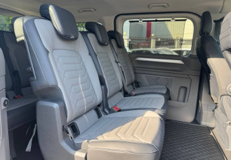 Новый Volkswagen Caravelle 2025 (10 фото)
