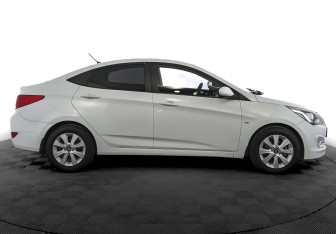 Подержанный автомобиль Hyundai Solaris Sedan 2016 года (4 фото)