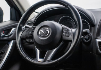 Подержанный автомобиль Mazda CX-5 2016 года (15 фото)