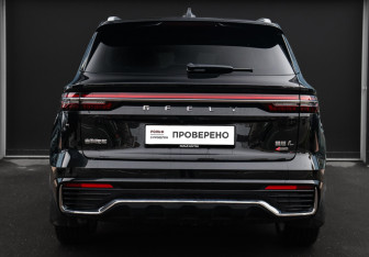 Подержанный автомобиль Geely Monjaro 2023 года (5 фото)