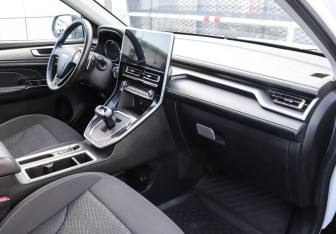 Подержанный автомобиль Haval M6 2023 года (10 фото)