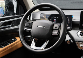 Подержанный автомобиль Haval H5 2023 года (11 фото)