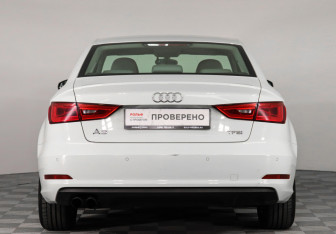 Подержанный автомобиль Audi A3 Sedan 2015 года (5 фото)