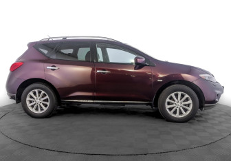 Подержанный автомобиль Nissan Murano Suv 2011 года (4 фото)