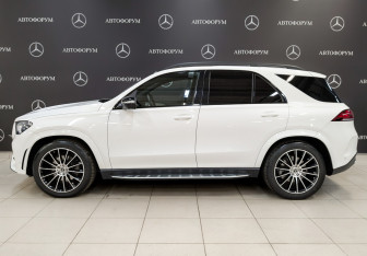 Подержанный автомобиль Mercedes-Benz GLE 2022 года (8 фото)