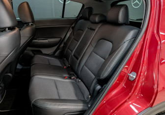 Подержанный автомобиль Kia Sportage 2018 года (18 фото)