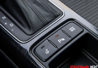 Подержанный автомобиль Kia Sorento 2016 года (16 фото)