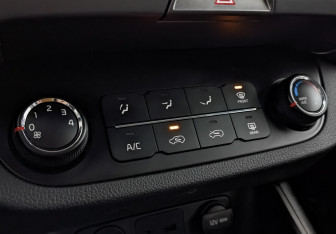 Подержанный автомобиль Kia Sportage 2015 года (21 фото)