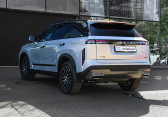 Подержанный автомобиль Jaecoo J7 2024 года (6 фото)